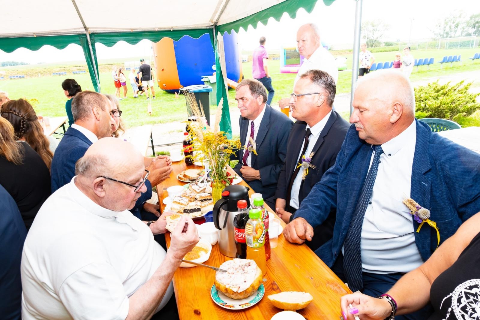 Zdjęcie w galerii na portalu naszraciborz.pl: Dożynki w Cyprzanowie. Kameralnie, religijnie i rodzinnie wiadomości z regionu