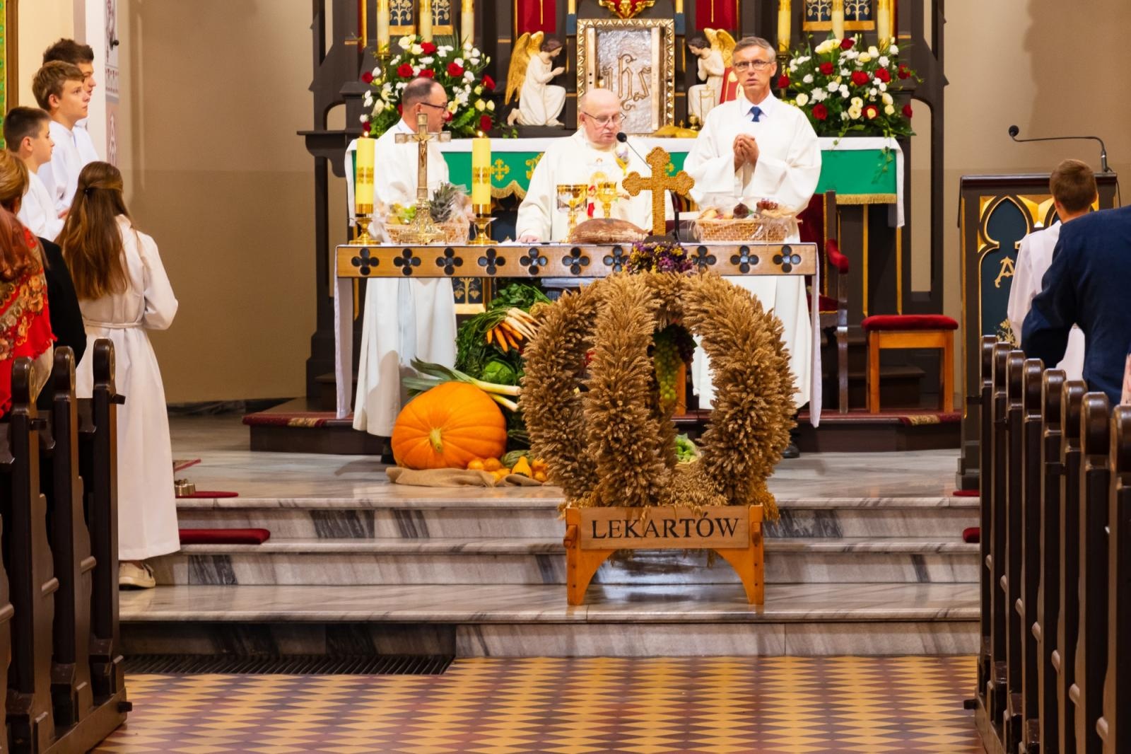 Zdjęcie w galerii na portalu naszraciborz.pl: Dożynki w Cyprzanowie. Kameralnie, religijnie i rodzinnie wiadomości z regionu