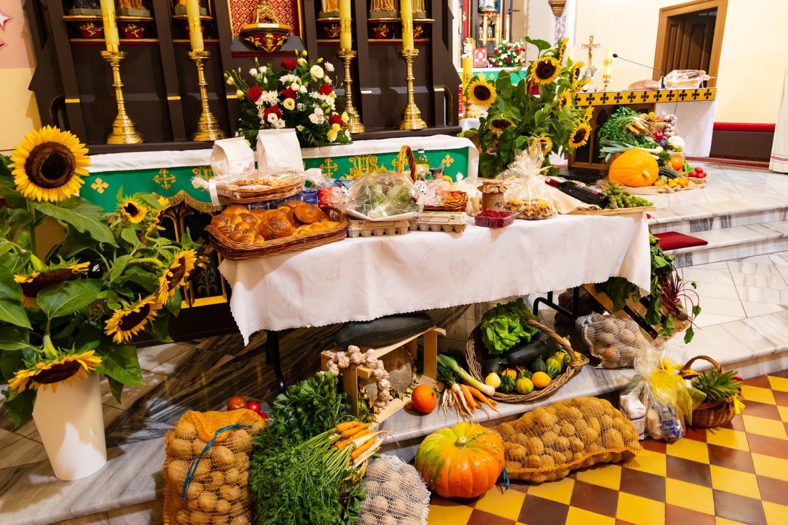 Zdjęcie w galerii na portalu naszraciborz.pl: Dożynki w Cyprzanowie. Kameralnie, religijnie i rodzinnie wiadomości z regionu
