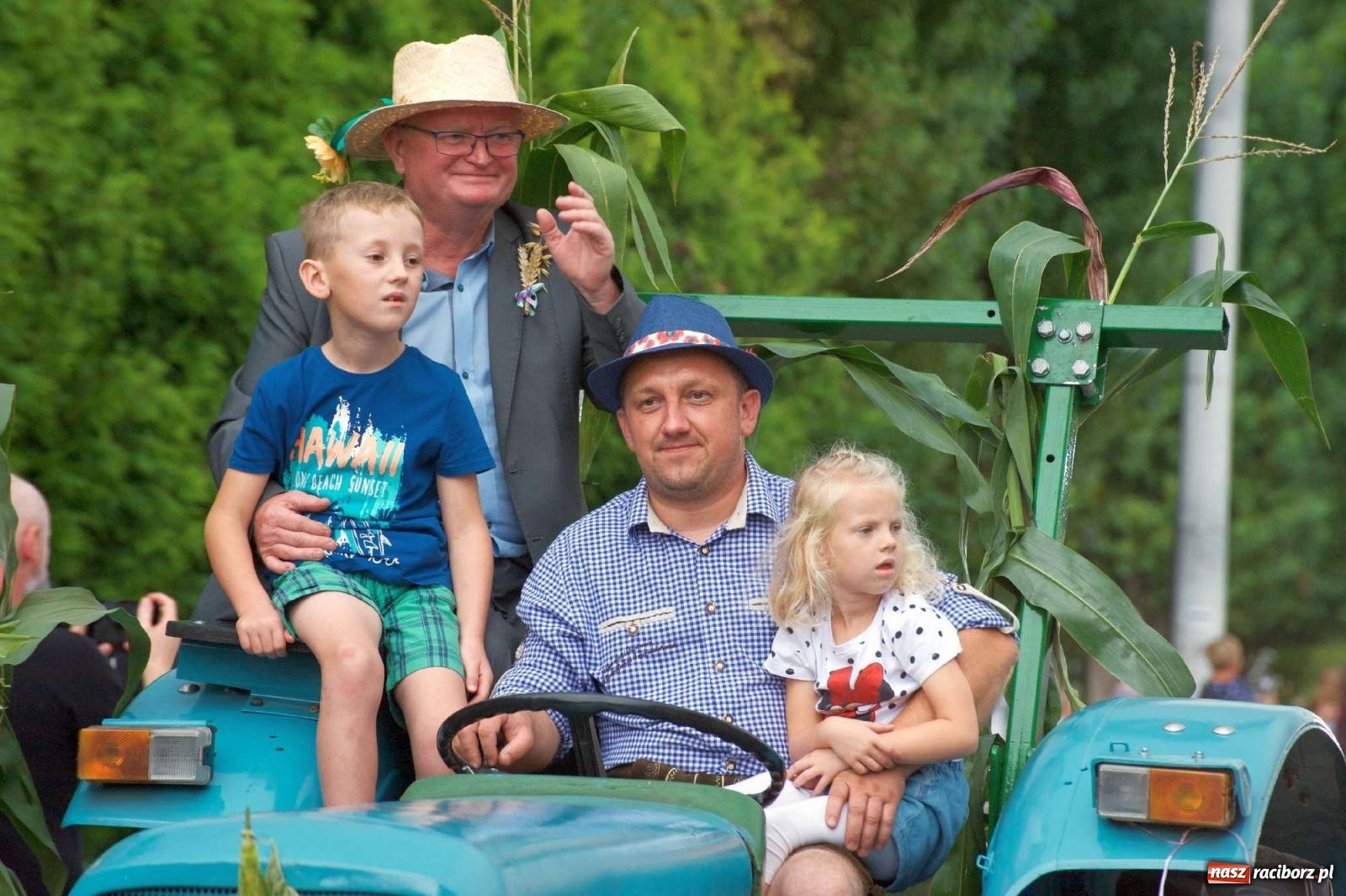 Zdjęcie w galerii na portalu naszraciborz.pl: Co tam się działo! Powiatowe święto plonów na bis [FOTO] wiadomości z regionu