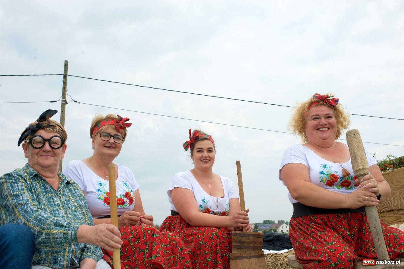 Zdjęcie w galerii na portalu naszraciborz.pl: Co tam się działo! Powiatowe święto plonów na bis [FOTO] wiadomości z regionu