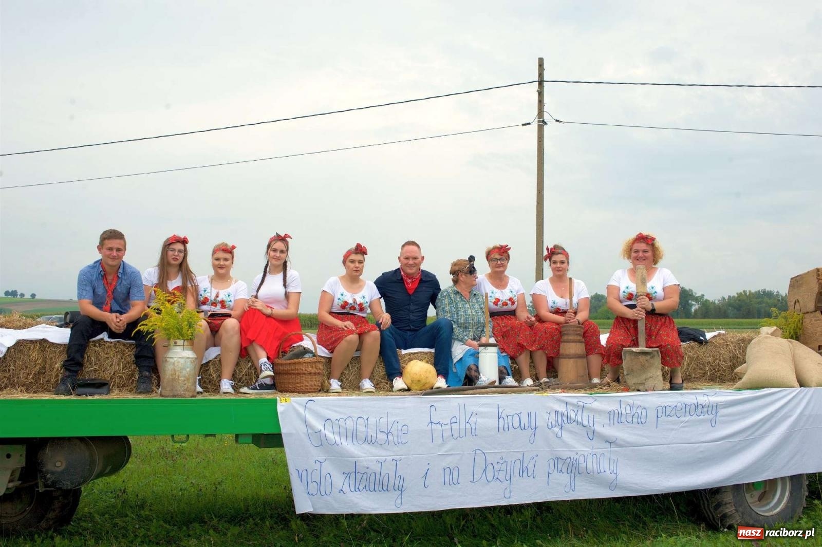Zdjęcie w galerii na portalu naszraciborz.pl: Co tam się działo! Powiatowe święto plonów na bis [FOTO] wiadomości z regionu