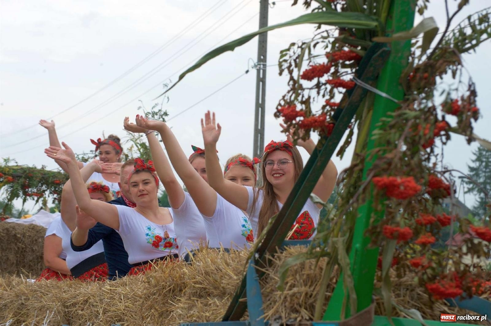 Zdjęcie w galerii na portalu naszraciborz.pl: Co tam się działo! Powiatowe święto plonów na bis [FOTO] wiadomości z regionu