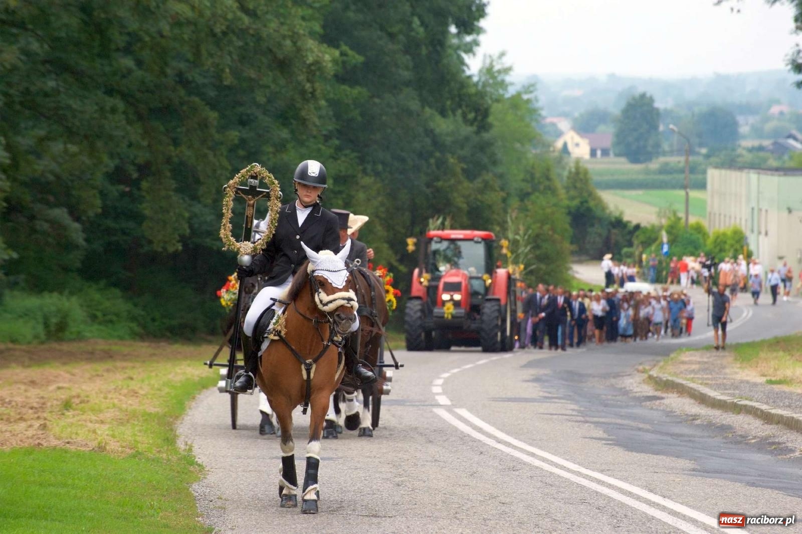 Zdjęcie w galerii na portalu naszraciborz.pl: Co tam się działo! Powiatowe święto plonów na bis [FOTO] wiadomości z regionu