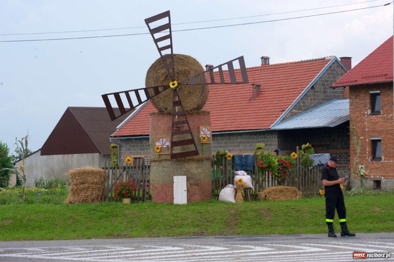 Zdjęcie w galerii na portalu naszraciborz.pl: Co tam się działo! Powiatowe święto plonów na bis [FOTO] wiadomości z regionu