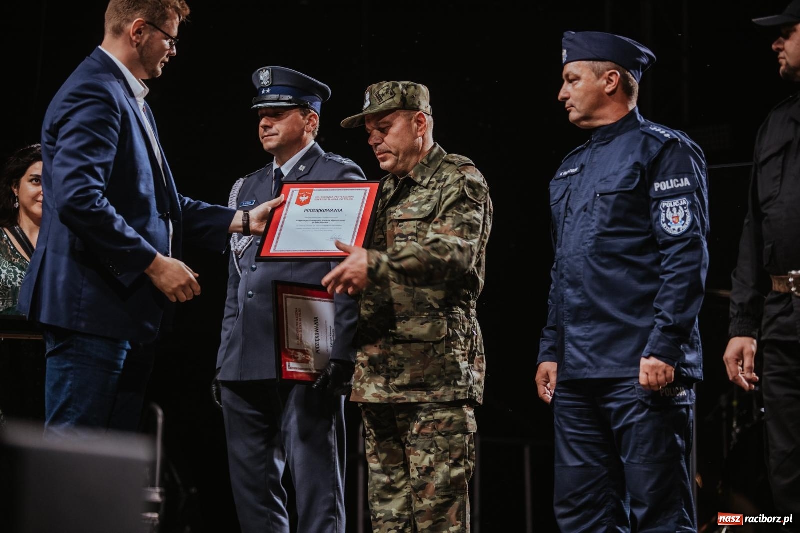 Zdjęcie w galerii na portalu naszraciborz.pl: IRA w Raciborzu. Koncert przyciągnął tłumy [FOTO i WIDEO] wiadomości z regionu