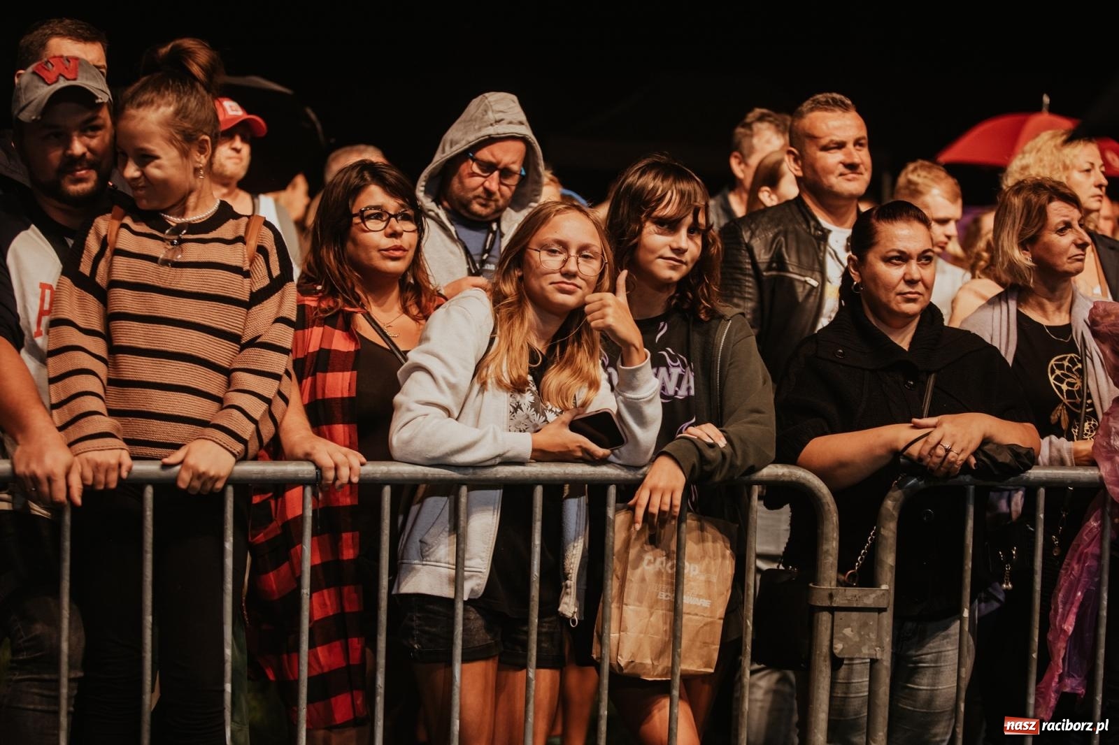 Zdjęcie w galerii na portalu naszraciborz.pl: IRA w Raciborzu. Koncert przyciągnął tłumy [FOTO i WIDEO] wiadomości z regionu