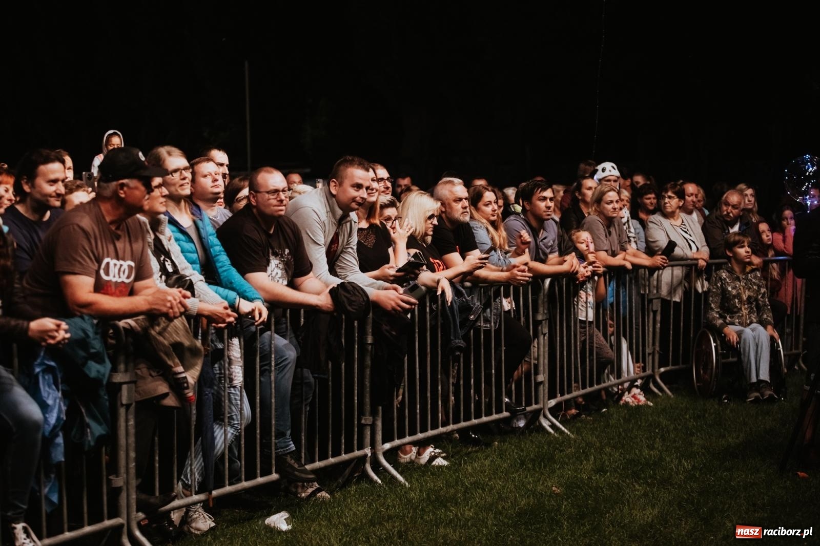 Zdjęcie w galerii na portalu naszraciborz.pl: IRA w Raciborzu. Koncert przyciągnął tłumy [FOTO i WIDEO] wiadomości z regionu