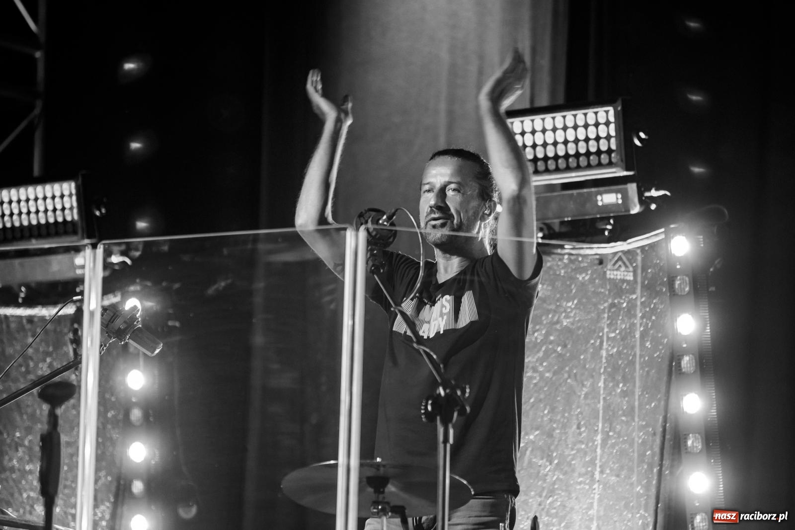 Zdjęcie w galerii na portalu naszraciborz.pl: IRA w Raciborzu. Koncert przyciągnął tłumy [FOTO i WIDEO] wiadomości z regionu