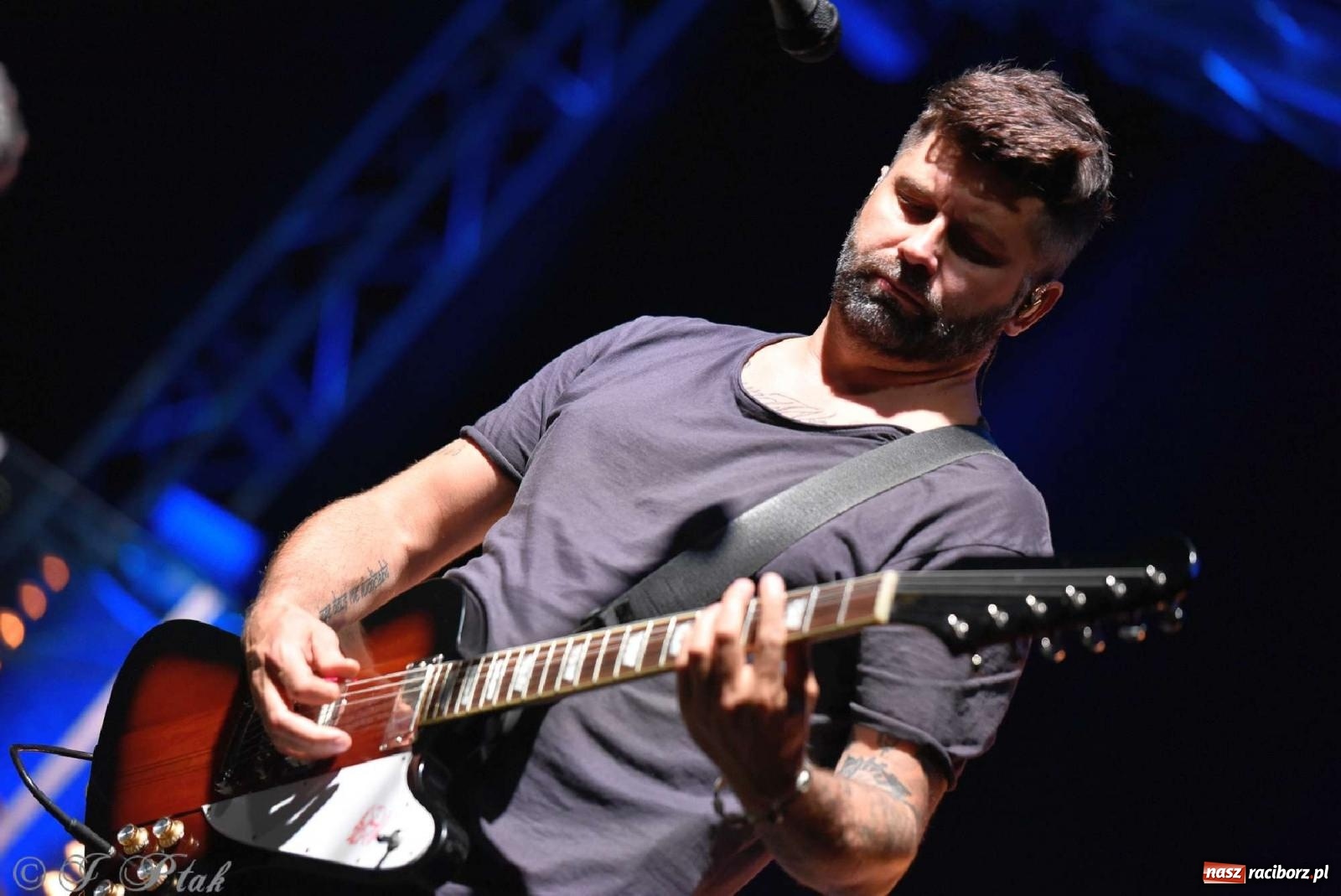 Zdjęcie w galerii na portalu naszraciborz.pl: IRA w Raciborzu. Koncert przyciągnął tłumy [FOTO i WIDEO] wiadomości z regionu