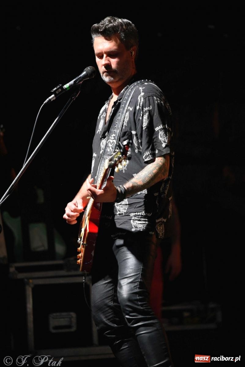 Zdjęcie w galerii na portalu naszraciborz.pl: IRA w Raciborzu. Koncert przyciągnął tłumy [FOTO i WIDEO] wiadomości z regionu