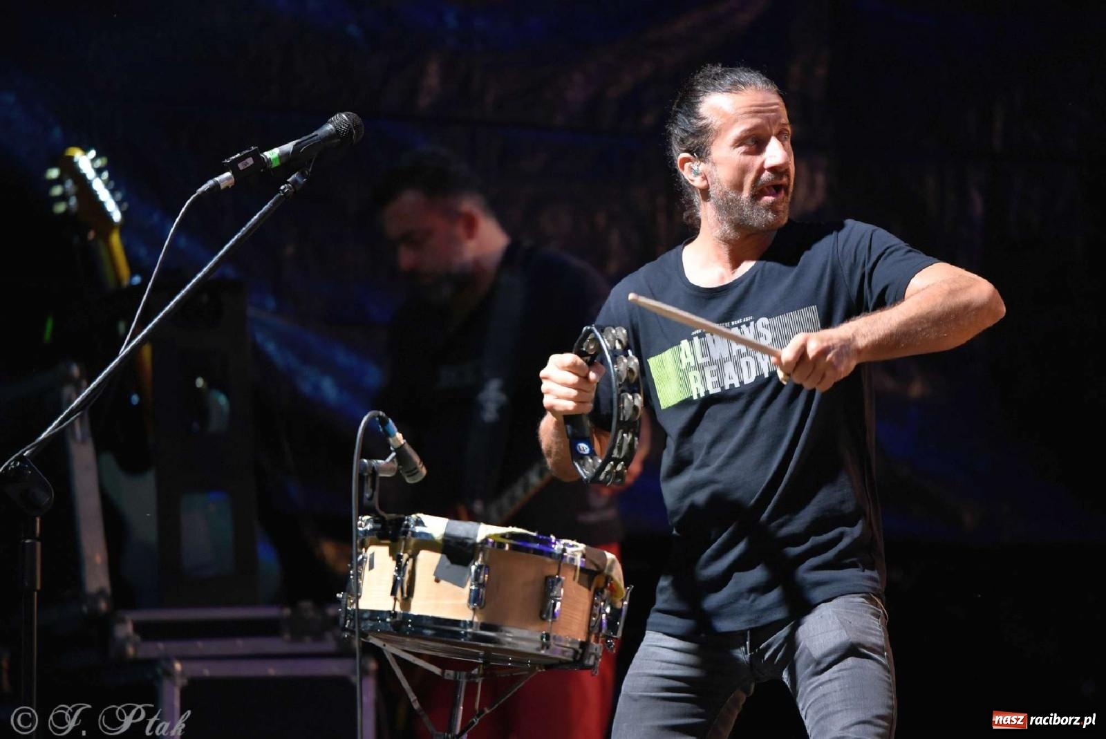 Zdjęcie w galerii na portalu naszraciborz.pl: IRA w Raciborzu. Koncert przyciągnął tłumy [FOTO i WIDEO] wiadomości z regionu