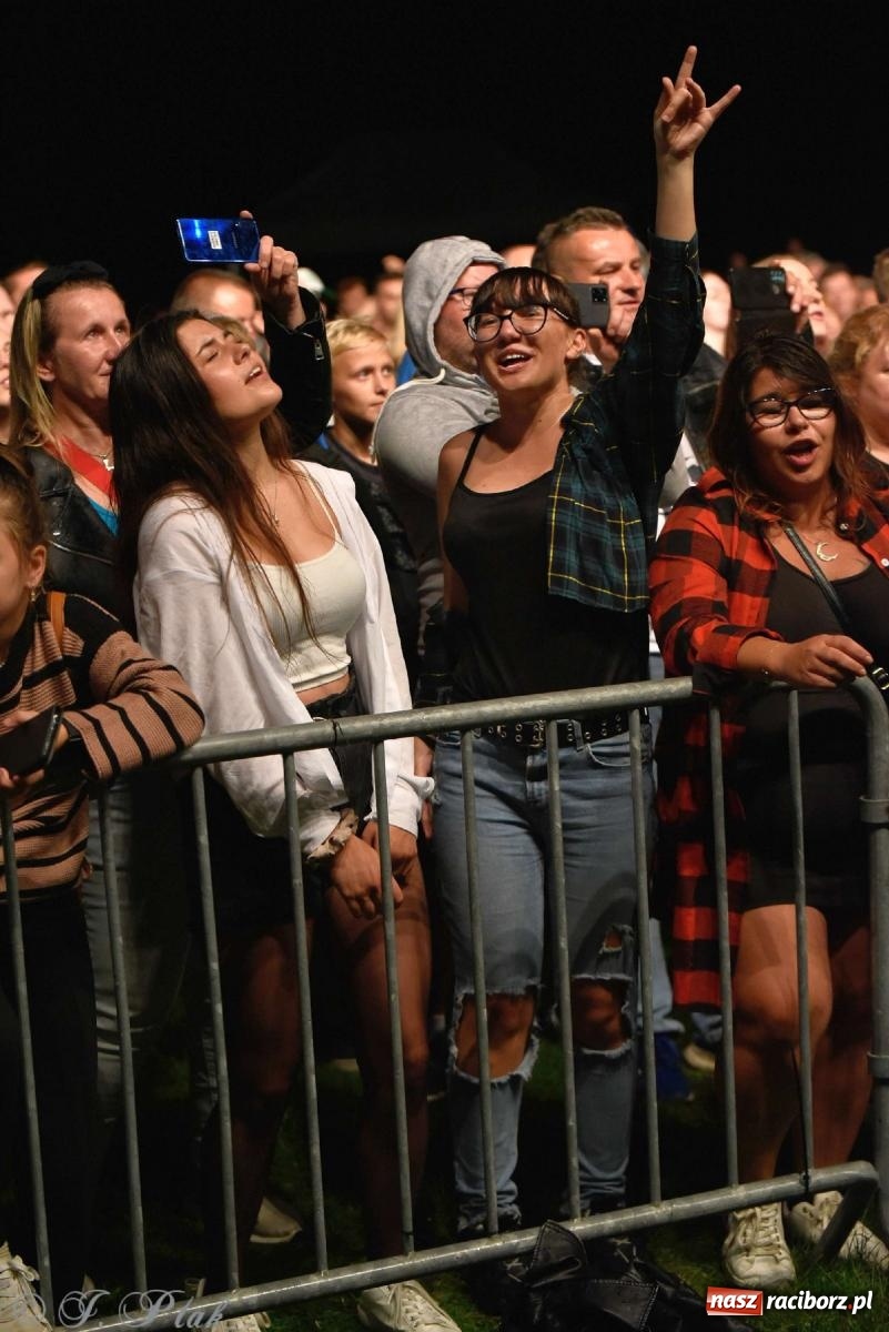 Zdjęcie w galerii na portalu naszraciborz.pl: IRA w Raciborzu. Koncert przyciągnął tłumy [FOTO i WIDEO] wiadomości z regionu