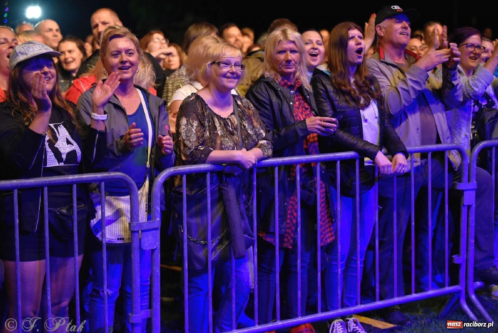 Zdjęcie w galerii na portalu naszraciborz.pl: IRA w Raciborzu. Koncert przyciągnął tłumy [FOTO i WIDEO] wiadomości z regionu