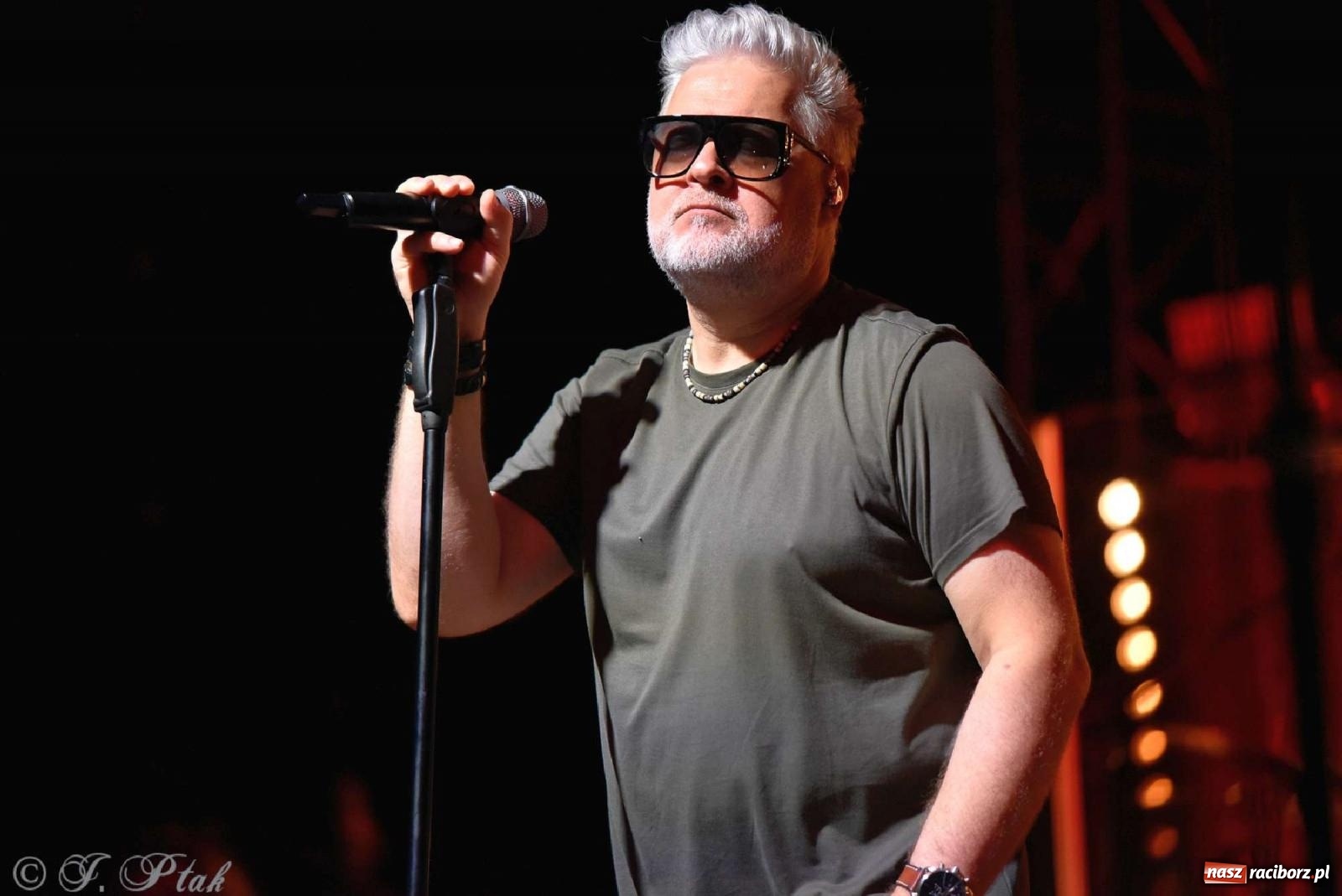 Zdjęcie w galerii na portalu naszraciborz.pl: IRA w Raciborzu. Koncert przyciągnął tłumy [FOTO i WIDEO] wiadomości z regionu