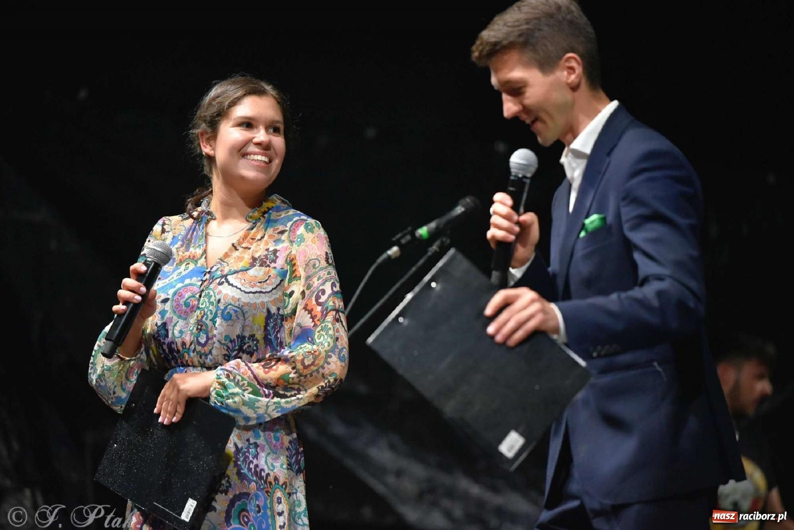 Zdjęcie w galerii na portalu naszraciborz.pl: IRA w Raciborzu. Koncert przyciągnął tłumy [FOTO i WIDEO] wiadomości z regionu