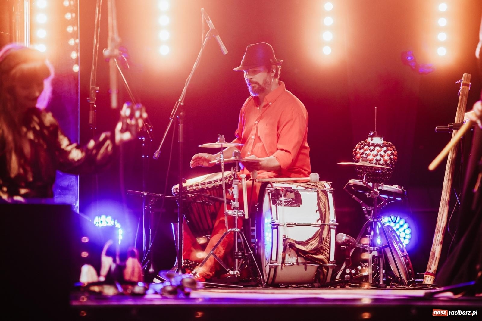 Zdjęcie w galerii na portalu naszraciborz.pl: Dikanda. Muzyka czterech stron świata w Raciborzu wiadomości z regionu