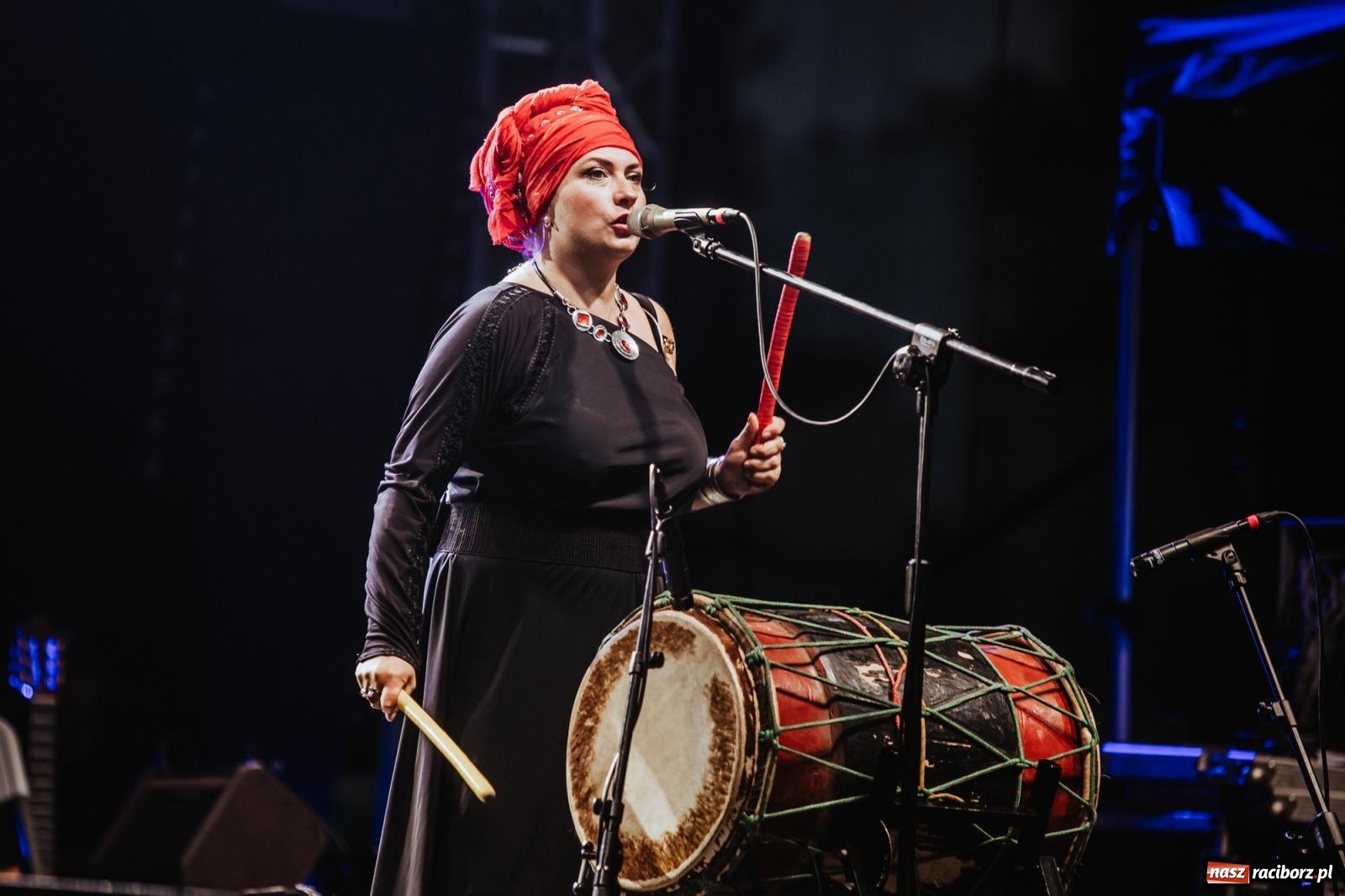 Zdjęcie w galerii na portalu naszraciborz.pl: Dikanda. Muzyka czterech stron świata w Raciborzu wiadomości z regionu