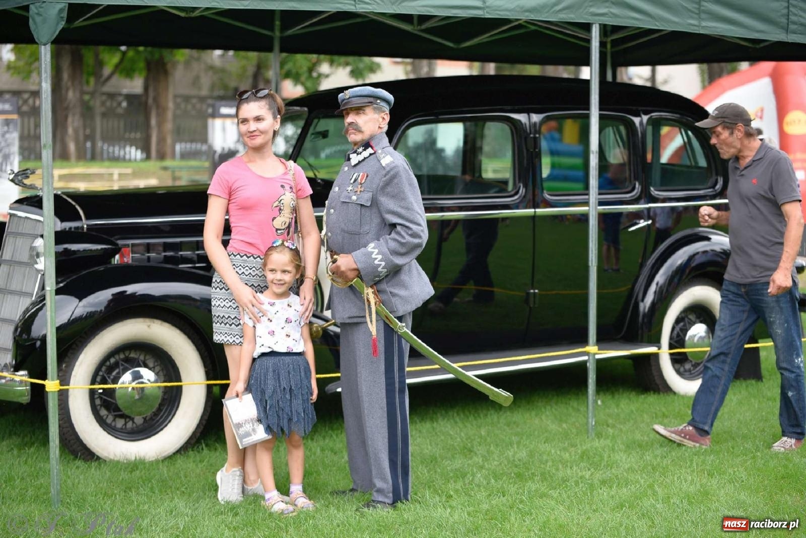 Zdjęcie w galerii na portalu naszraciborz.pl: Raciborska niedziela z mundurem przyciągnęła całe rodziny [FOTO i WIDEO] wiadomości z regionu