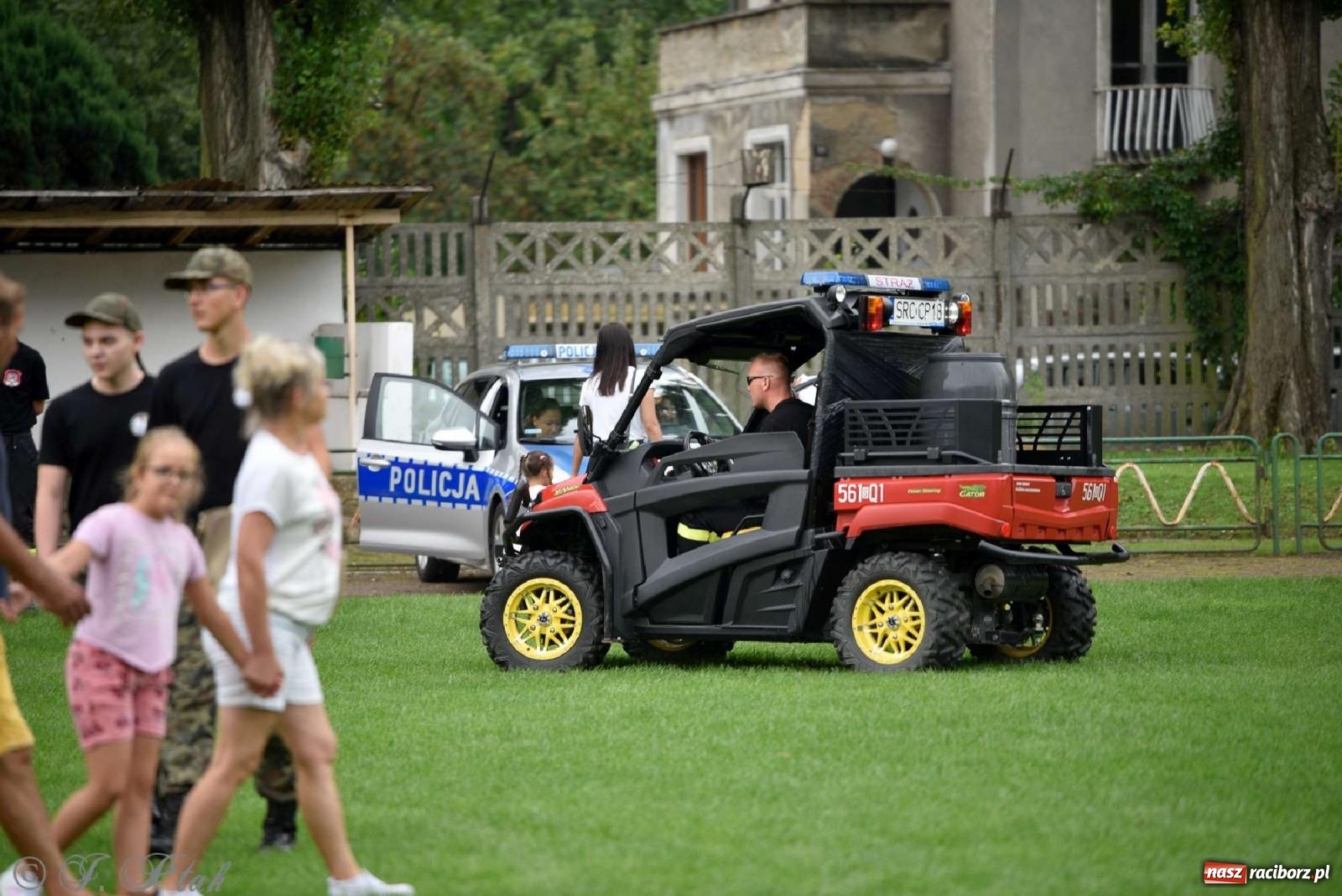 Zdjęcie w galerii na portalu naszraciborz.pl: Raciborska niedziela z mundurem przyciągnęła całe rodziny [FOTO i WIDEO] wiadomości z regionu