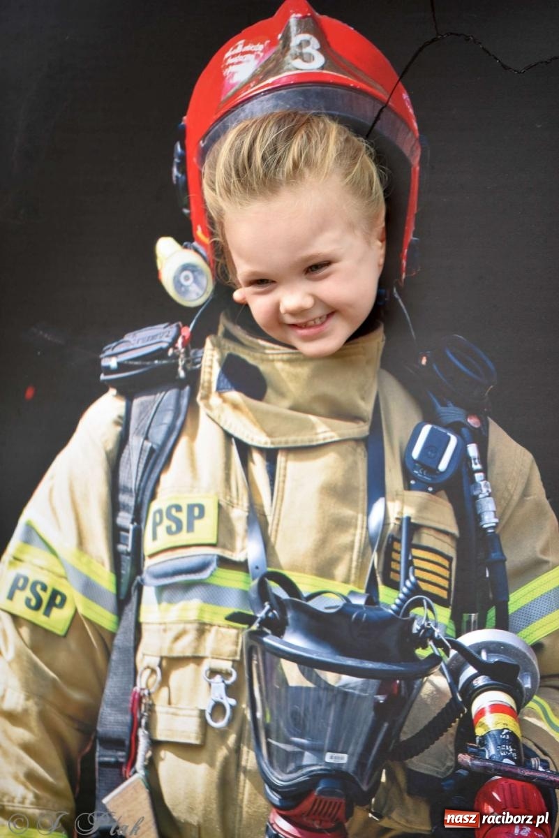 Zdjęcie w galerii na portalu naszraciborz.pl: Raciborska niedziela z mundurem przyciągnęła całe rodziny [FOTO i WIDEO] wiadomości z regionu