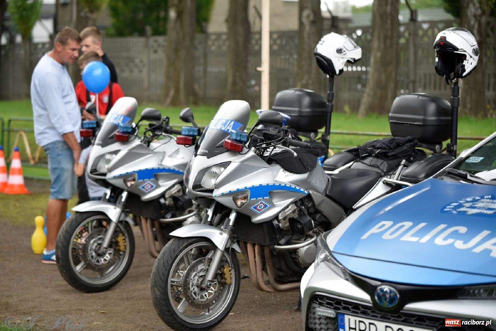 Zdjęcie w galerii na portalu naszraciborz.pl: Raciborska niedziela z mundurem przyciągnęła całe rodziny [FOTO i WIDEO] wiadomości z regionu