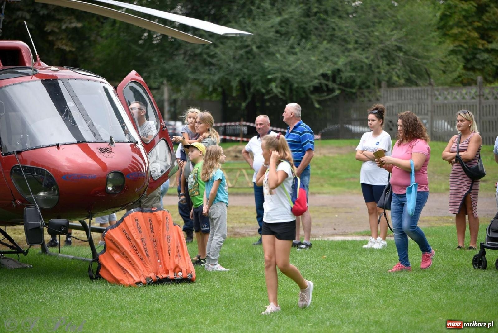 Zdjęcie w galerii na portalu naszraciborz.pl: Raciborska niedziela z mundurem przyciągnęła całe rodziny [FOTO i WIDEO] wiadomości z regionu
