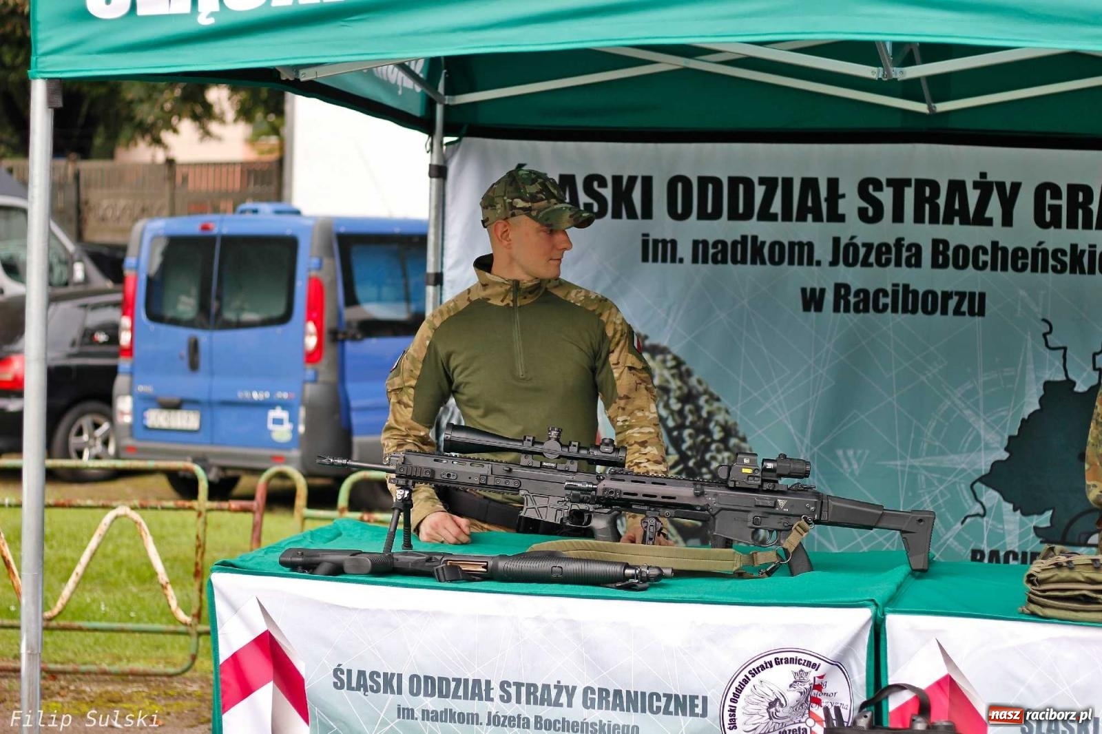 Zdjęcie w galerii na portalu naszraciborz.pl: Raciborska niedziela z mundurem przyciągnęła całe rodziny [FOTO i WIDEO] wiadomości z regionu