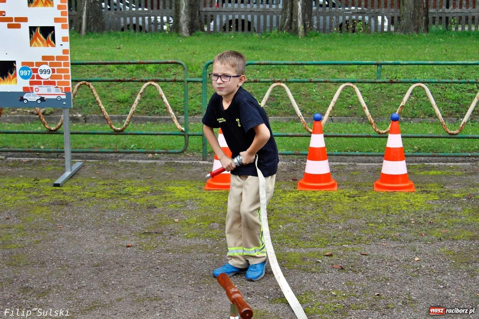 Zdjęcie w galerii na portalu naszraciborz.pl: Raciborska niedziela z mundurem przyciągnęła całe rodziny [FOTO i WIDEO] wiadomości z regionu