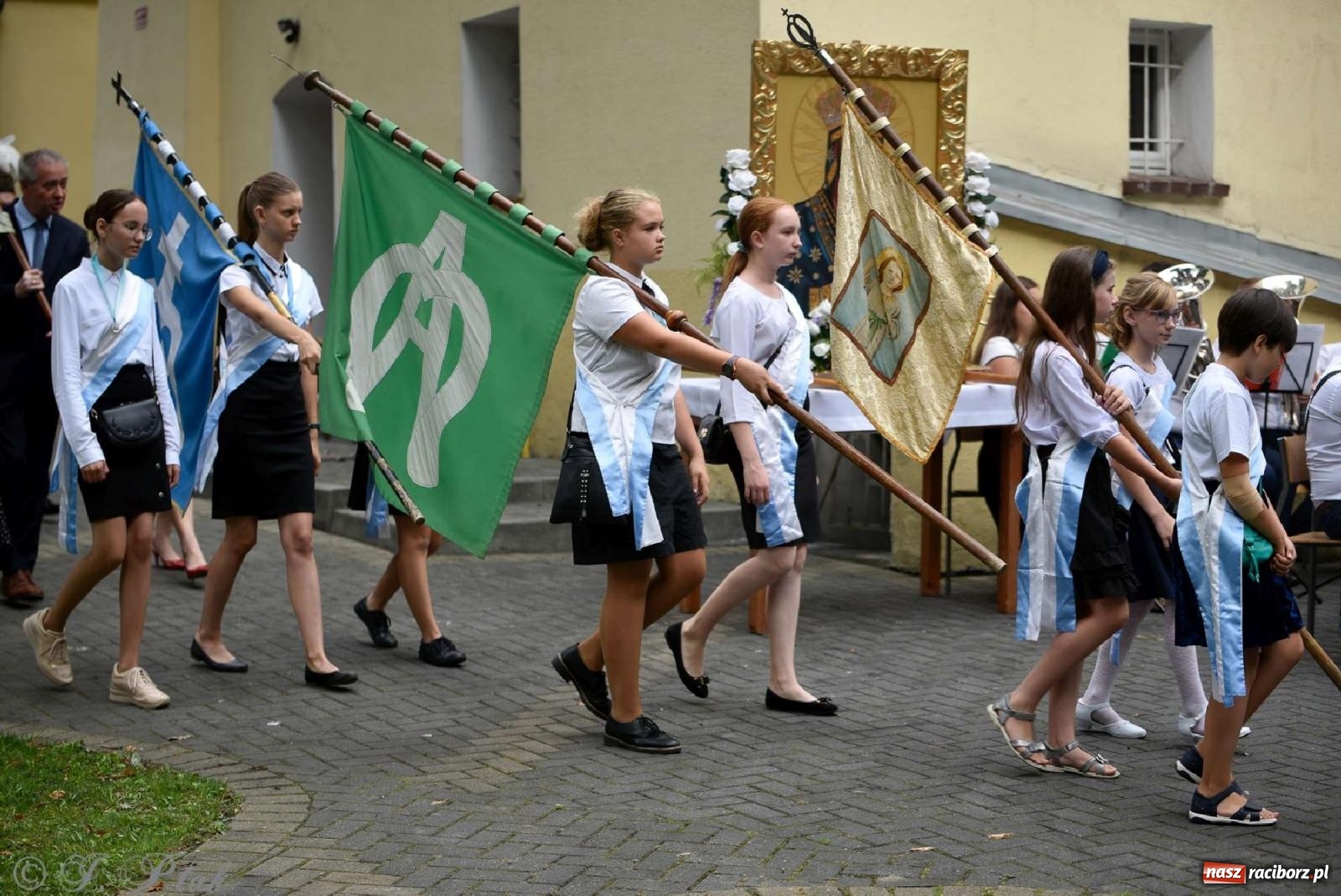 Zdjęcie w galerii na portalu naszraciborz.pl: Parafia Matki Bożej uczciła 90-lecie koronacji cudownego obrazu Raciborskiej Pani [FOTO] wiadomości z regionu