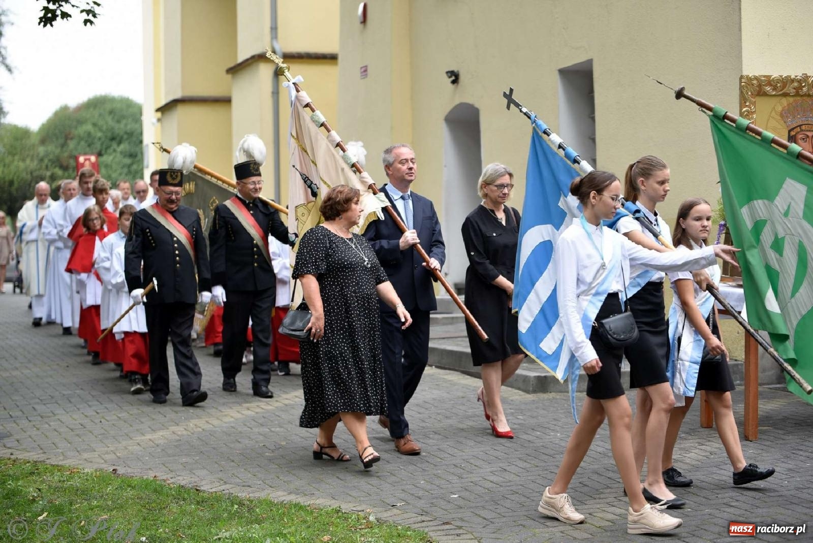 Zdjęcie w galerii na portalu naszraciborz.pl: Parafia Matki Bożej uczciła 90-lecie koronacji cudownego obrazu Raciborskiej Pani [FOTO] wiadomości z regionu