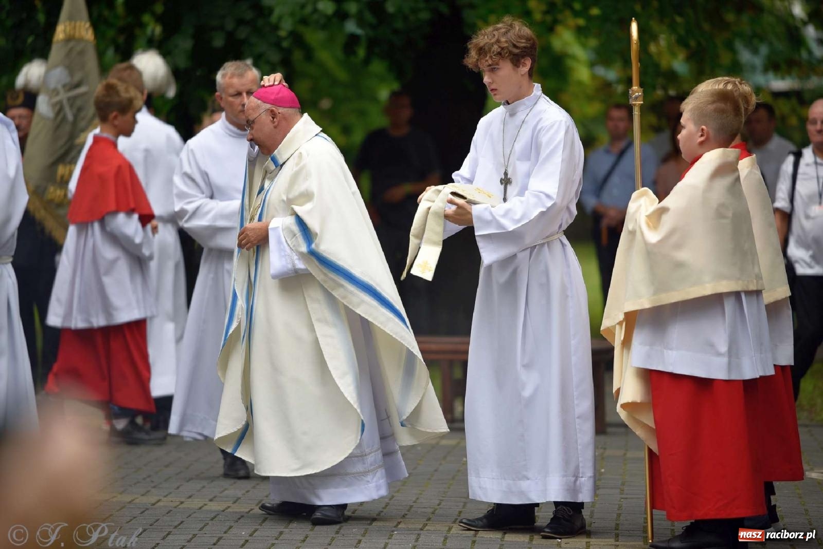 Zdjęcie w galerii na portalu naszraciborz.pl: Parafia Matki Bożej uczciła 90-lecie koronacji cudownego obrazu Raciborskiej Pani [FOTO] wiadomości z regionu