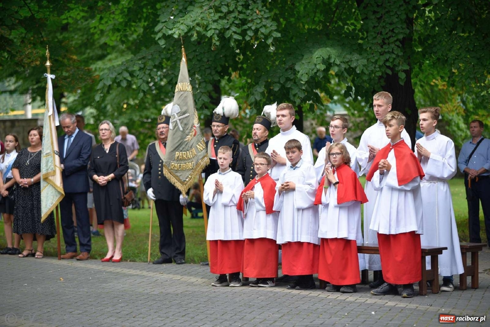 Zdjęcie w galerii na portalu naszraciborz.pl: Parafia Matki Bożej uczciła 90-lecie koronacji cudownego obrazu Raciborskiej Pani [FOTO] wiadomości z regionu