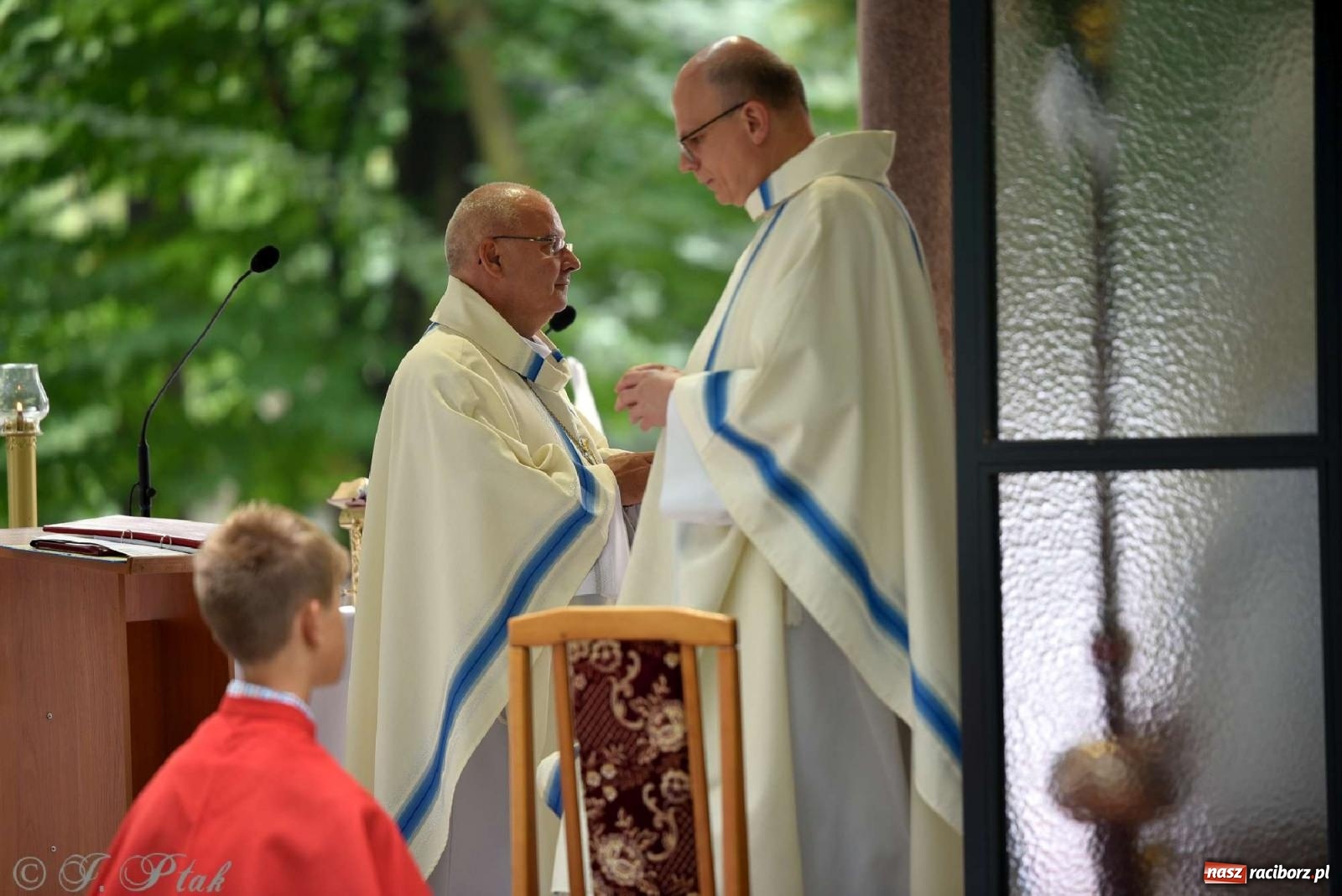 Zdjęcie w galerii na portalu naszraciborz.pl: Parafia Matki Bożej uczciła 90-lecie koronacji cudownego obrazu Raciborskiej Pani [FOTO] wiadomości z regionu