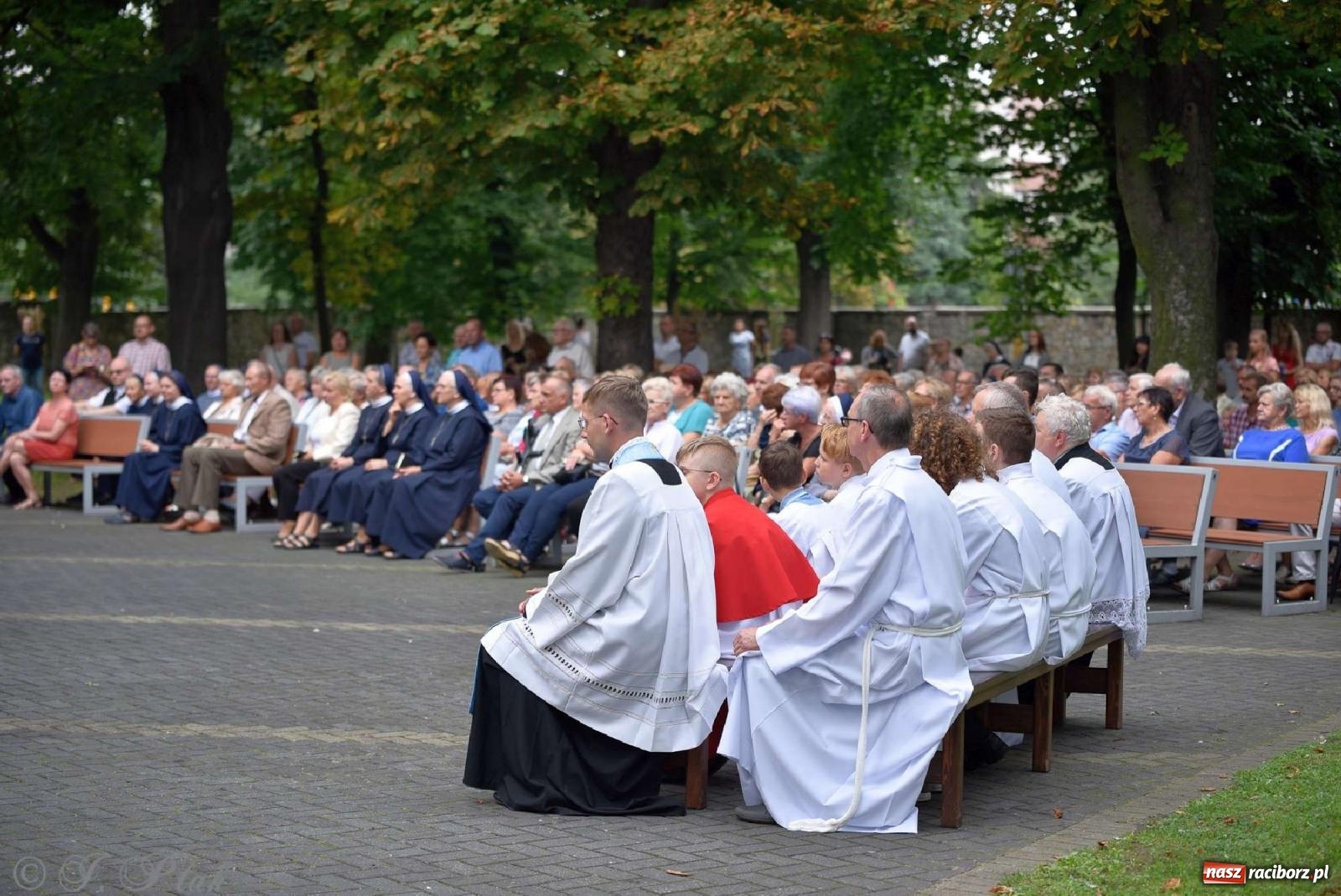 Zdjęcie w galerii na portalu naszraciborz.pl: Parafia Matki Bożej uczciła 90-lecie koronacji cudownego obrazu Raciborskiej Pani [FOTO] wiadomości z regionu