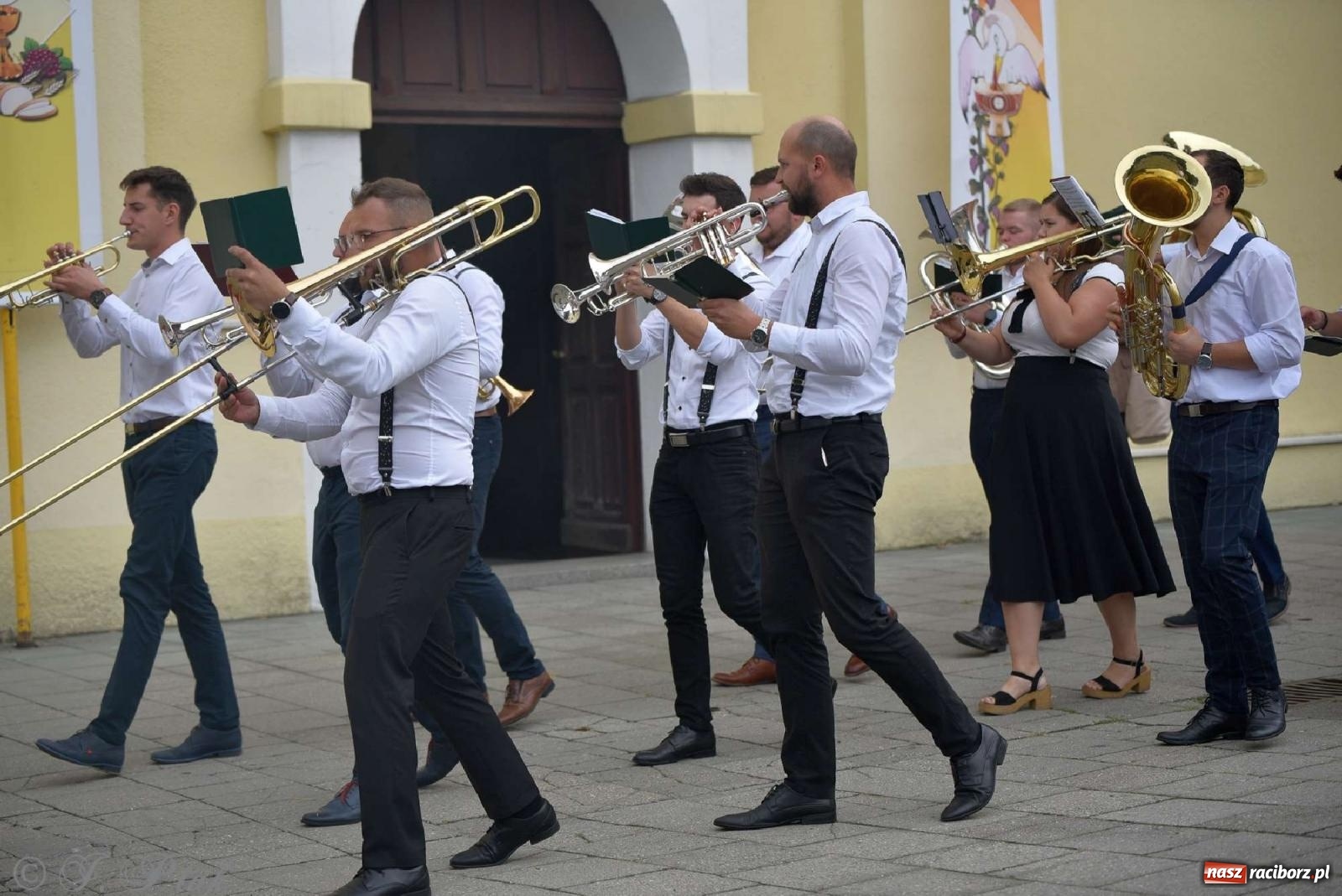 Zdjęcie w galerii na portalu naszraciborz.pl: Parafia Matki Bożej uczciła 90-lecie koronacji cudownego obrazu Raciborskiej Pani [FOTO] wiadomości z regionu