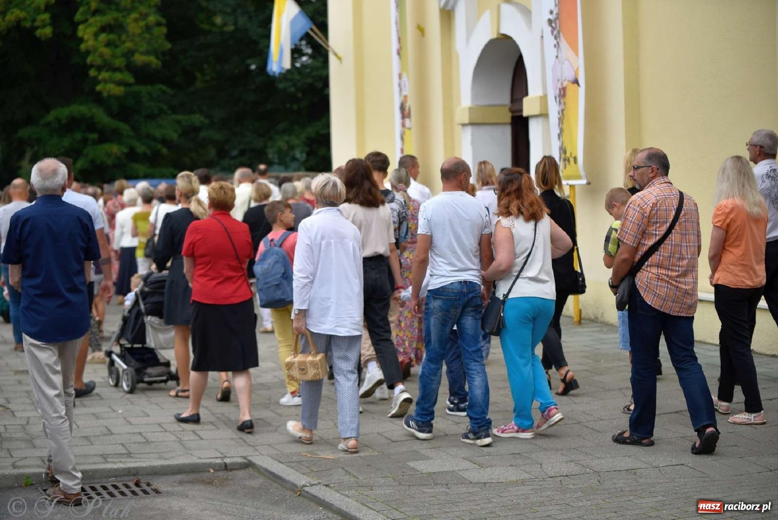Zdjęcie w galerii na portalu naszraciborz.pl: Parafia Matki Bożej uczciła 90-lecie koronacji cudownego obrazu Raciborskiej Pani [FOTO] wiadomości z regionu