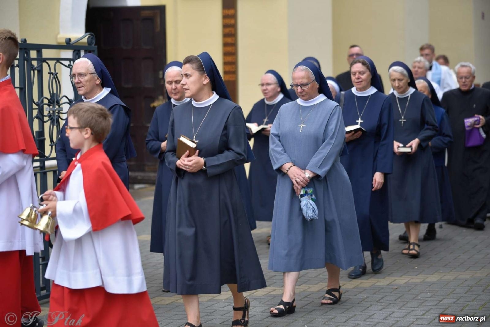 Zdjęcie w galerii na portalu naszraciborz.pl: Parafia Matki Bożej uczciła 90-lecie koronacji cudownego obrazu Raciborskiej Pani [FOTO] wiadomości z regionu