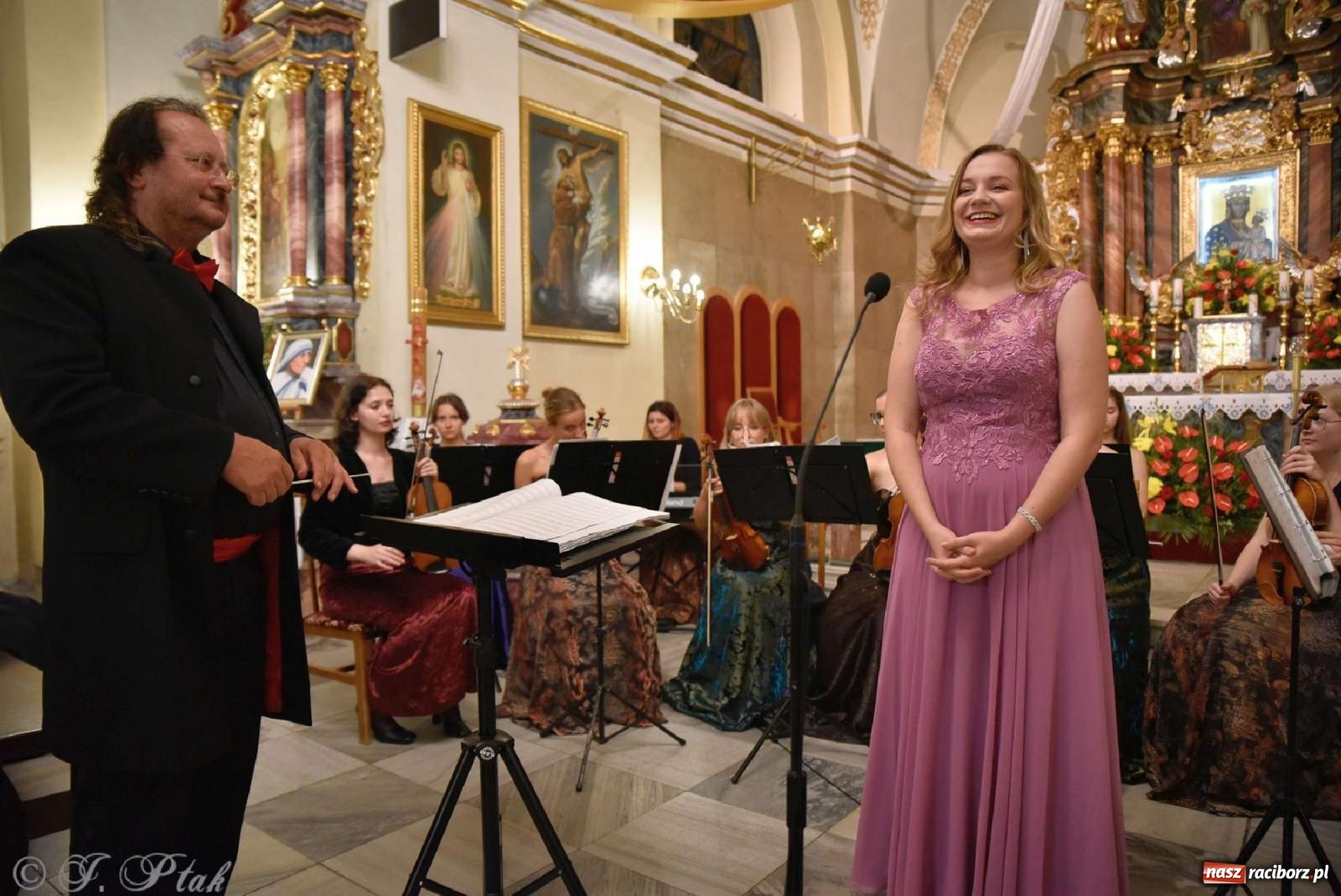 Zdjęcie w galerii na portalu naszraciborz.pl: Parafia Matki Bożej uczciła 90-lecie koronacji cudownego obrazu Raciborskiej Pani [FOTO] wiadomości z regionu