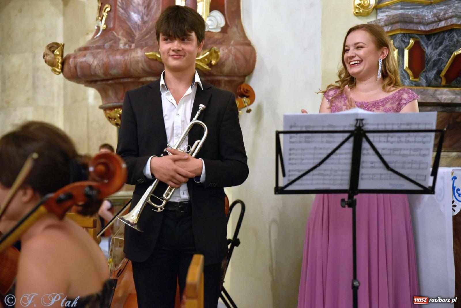 Zdjęcie w galerii na portalu naszraciborz.pl: Parafia Matki Bożej uczciła 90-lecie koronacji cudownego obrazu Raciborskiej Pani [FOTO] wiadomości z regionu