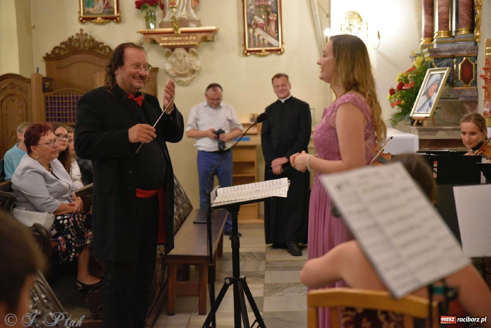 Zdjęcie w galerii na portalu naszraciborz.pl: Parafia Matki Bożej uczciła 90-lecie koronacji cudownego obrazu Raciborskiej Pani [FOTO] wiadomości z regionu