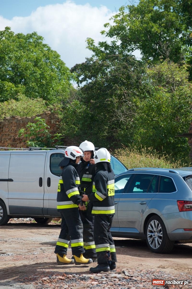 Zdjęcie w galerii na portalu naszraciborz.pl: Koparka uszkodziła gazociąg w Tworkowie. Konieczna była ewakuacja! wiadomości z regionu