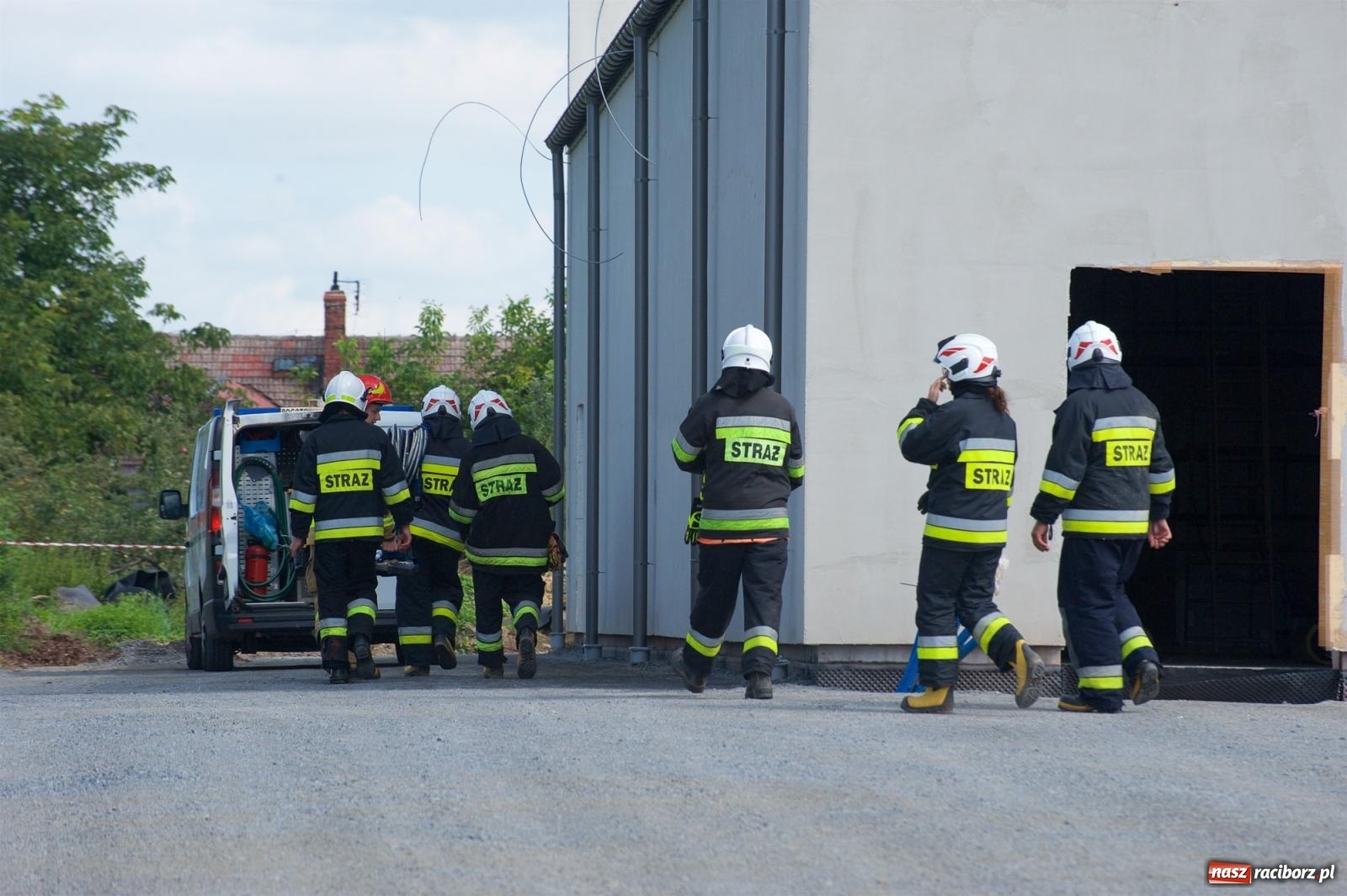 Zdjęcie w galerii na portalu naszraciborz.pl: Koparka uszkodziła gazociąg w Tworkowie. Konieczna była ewakuacja! wiadomości z regionu