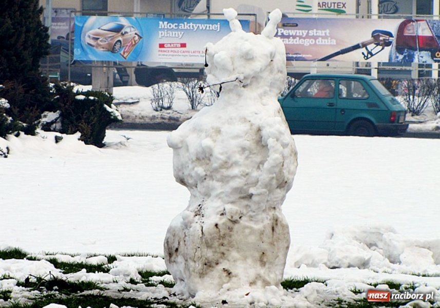 Zdjęcie w galerii na portalu naszraciborz.pl: Zaoczny wyrok na bałwana wiadomości z regionu