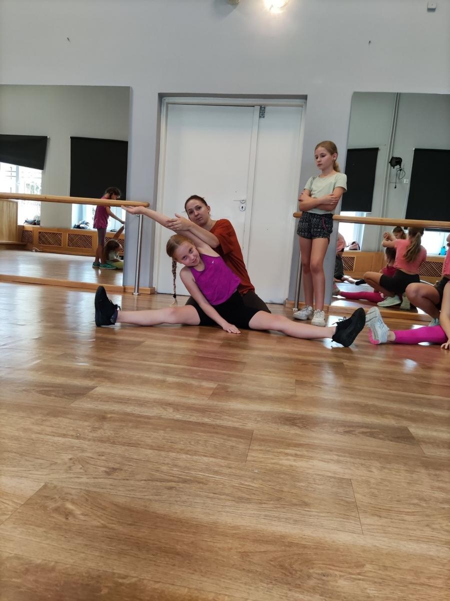 Zdjęcie w galerii na portalu naszraciborz.pl: Summer Dance Week. Warsztaty taneczne w MDK-u wiadomości z regionu