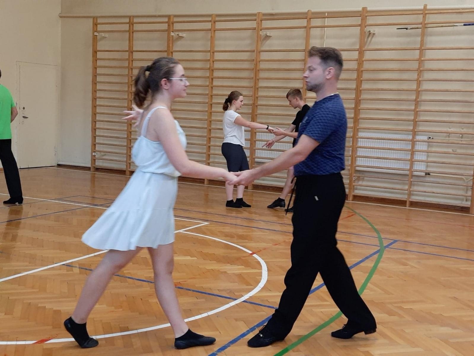 Zdjęcie w galerii na portalu naszraciborz.pl: Summer Dance Week. Warsztaty taneczne w MDK-u wiadomości z regionu