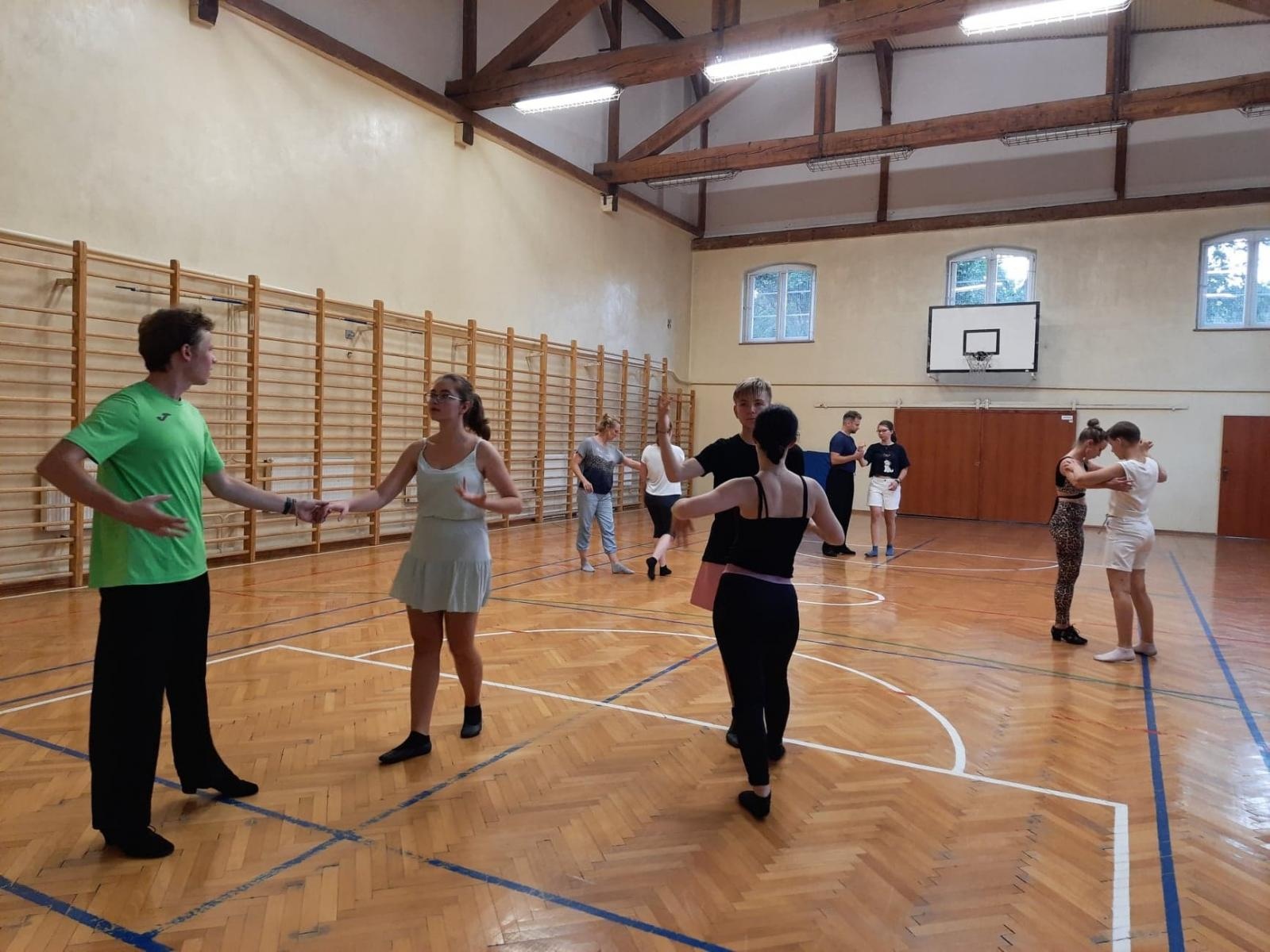 Zdjęcie w galerii na portalu naszraciborz.pl: Summer Dance Week. Warsztaty taneczne w MDK-u wiadomości z regionu