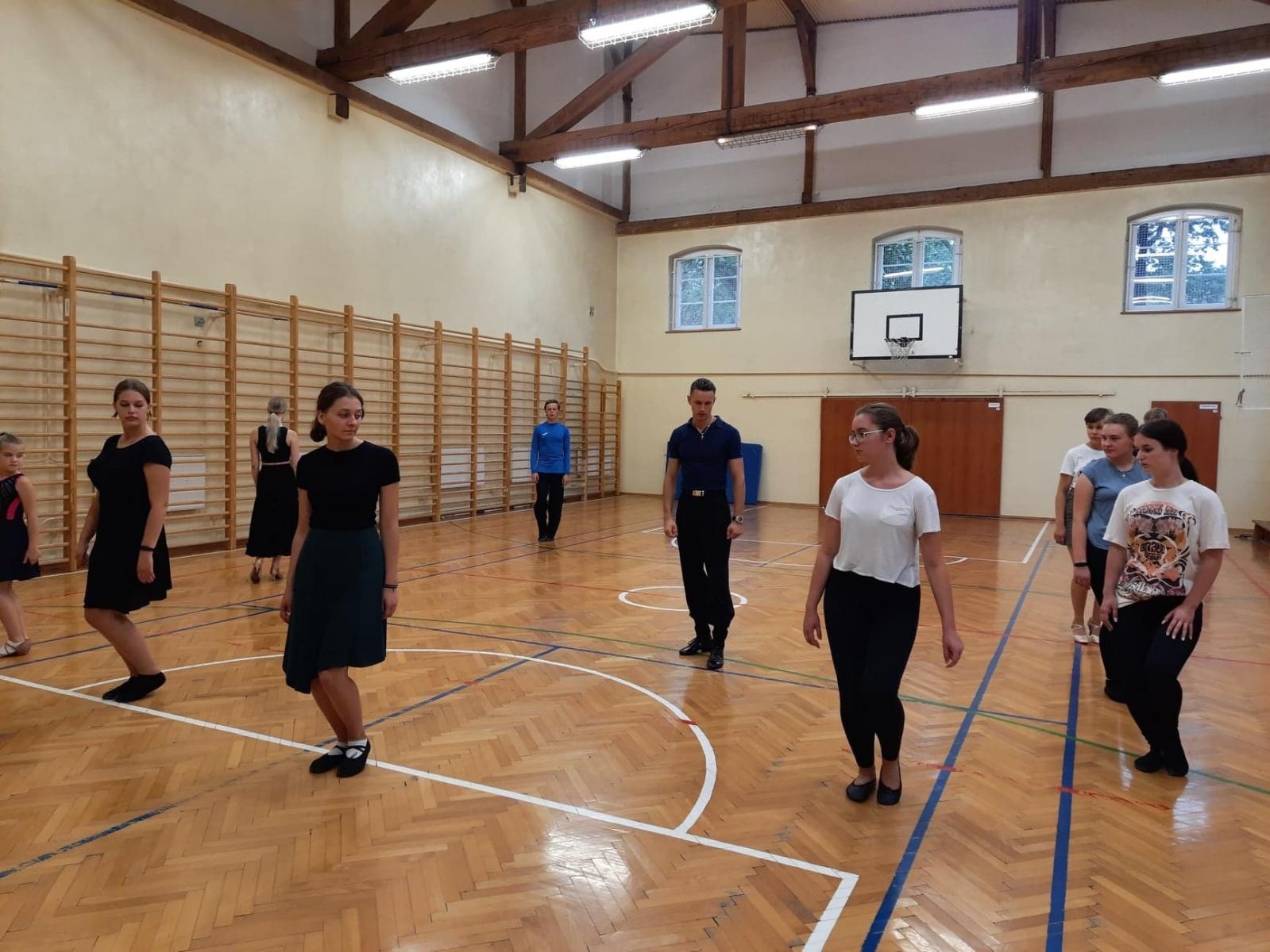 Zdjęcie w galerii na portalu naszraciborz.pl: Summer Dance Week. Warsztaty taneczne w MDK-u wiadomości z regionu