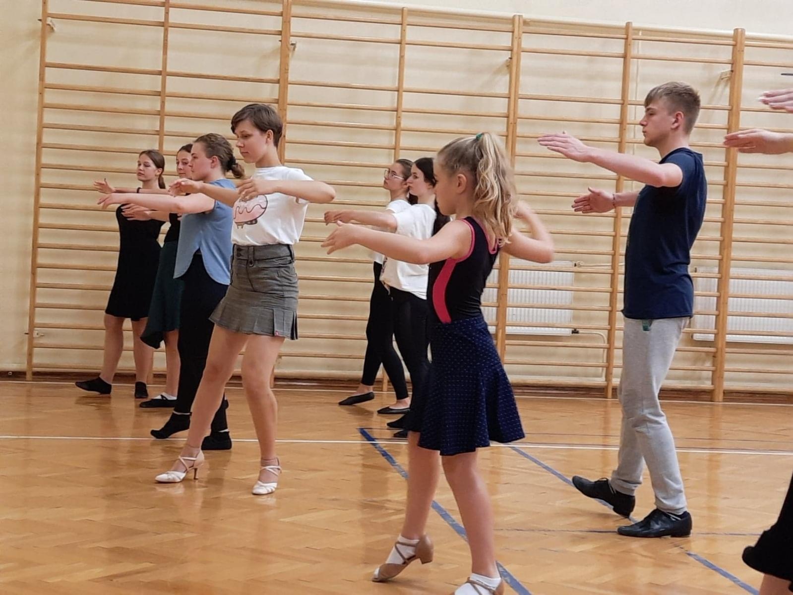 Zdjęcie w galerii na portalu naszraciborz.pl: Summer Dance Week. Warsztaty taneczne w MDK-u wiadomości z regionu