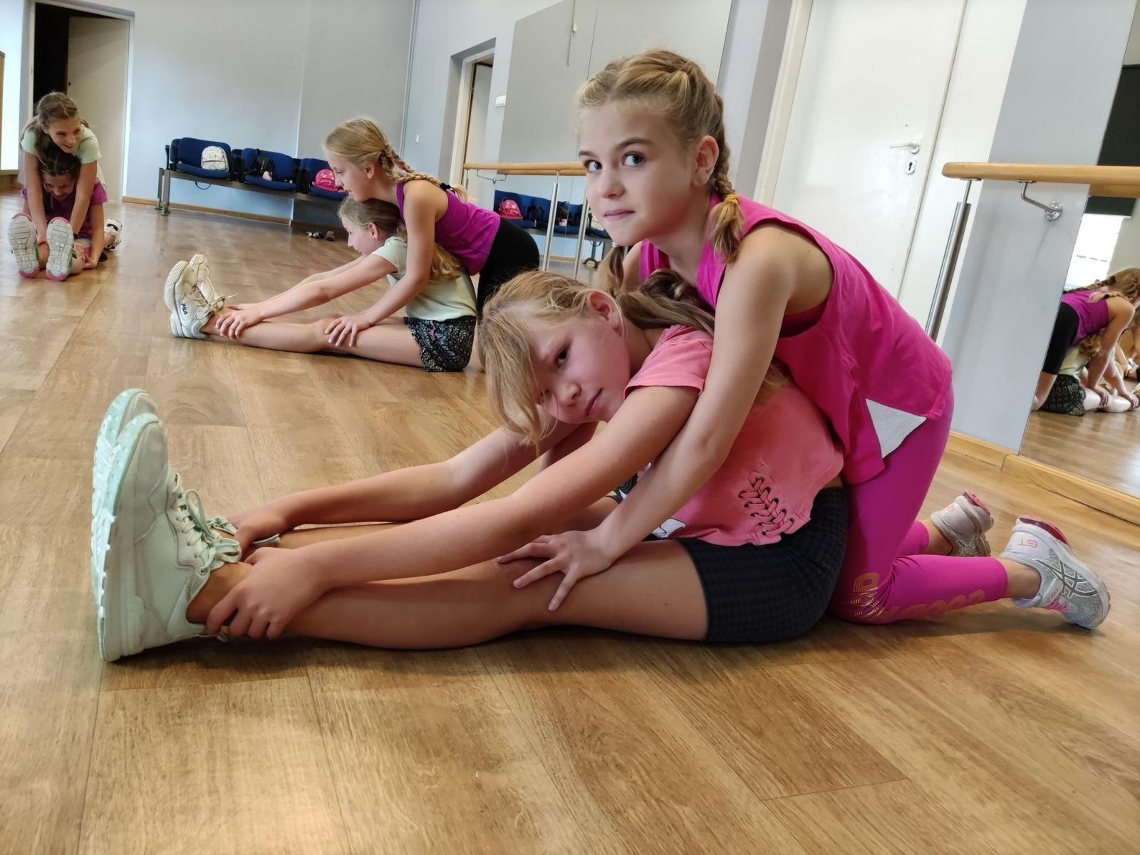 Zdjęcie w galerii na portalu naszraciborz.pl: Summer Dance Week. Warsztaty taneczne w MDK-u wiadomości z regionu